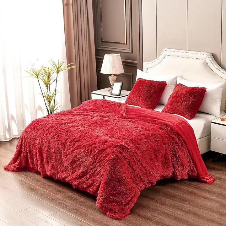 YUSOKI Red Queen Faux Fur Blanket,2 Layers,90x90 Without Pillows Big Soft Plush Fuzzy Large Warm Fluffy Throw Blanket for Bed