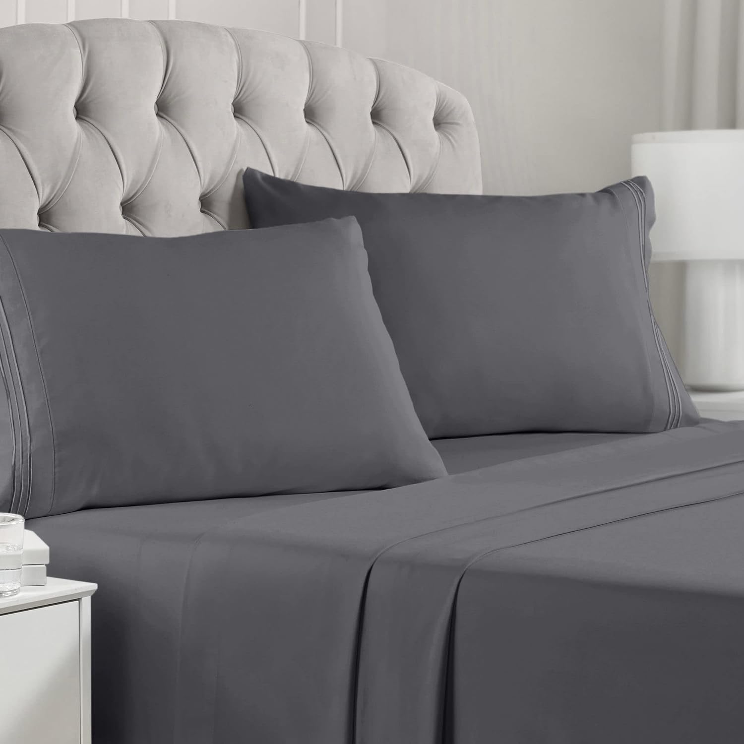 Mellanni Queen Sheets Set - 4 PC Iconic Collection Bedding Sheets & Pillowcases - Hotel Luxury, Extra Soft, Cooling Bed Sheets - Deep Pocket up to 16 - Wrinkle, Fade, Stain Resistant (Queen, Gray) 
