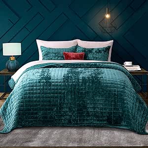 RECYCO Luxury Velvet Quilt Set Full Queen Size, Lightweight Velvet Comforter Set, Oversized Bedspread Coverlet Quilted Bedding Set, with 2 Matching Pillow Shams, for All Season, Teal