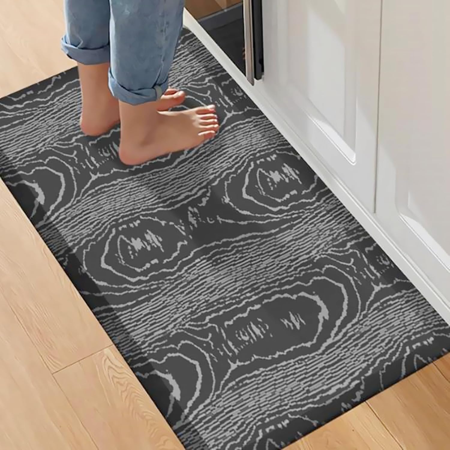 Ukeler Anti Fatigue Kitchen Rug Thick Waterproof Non-Slip Kitchen Rugs and Mats Heavy Duty PVC Ergonomic Comfort Mat Rug for Kitchen,Floor,Office,Sink,Laundry, 47x17.5, Black