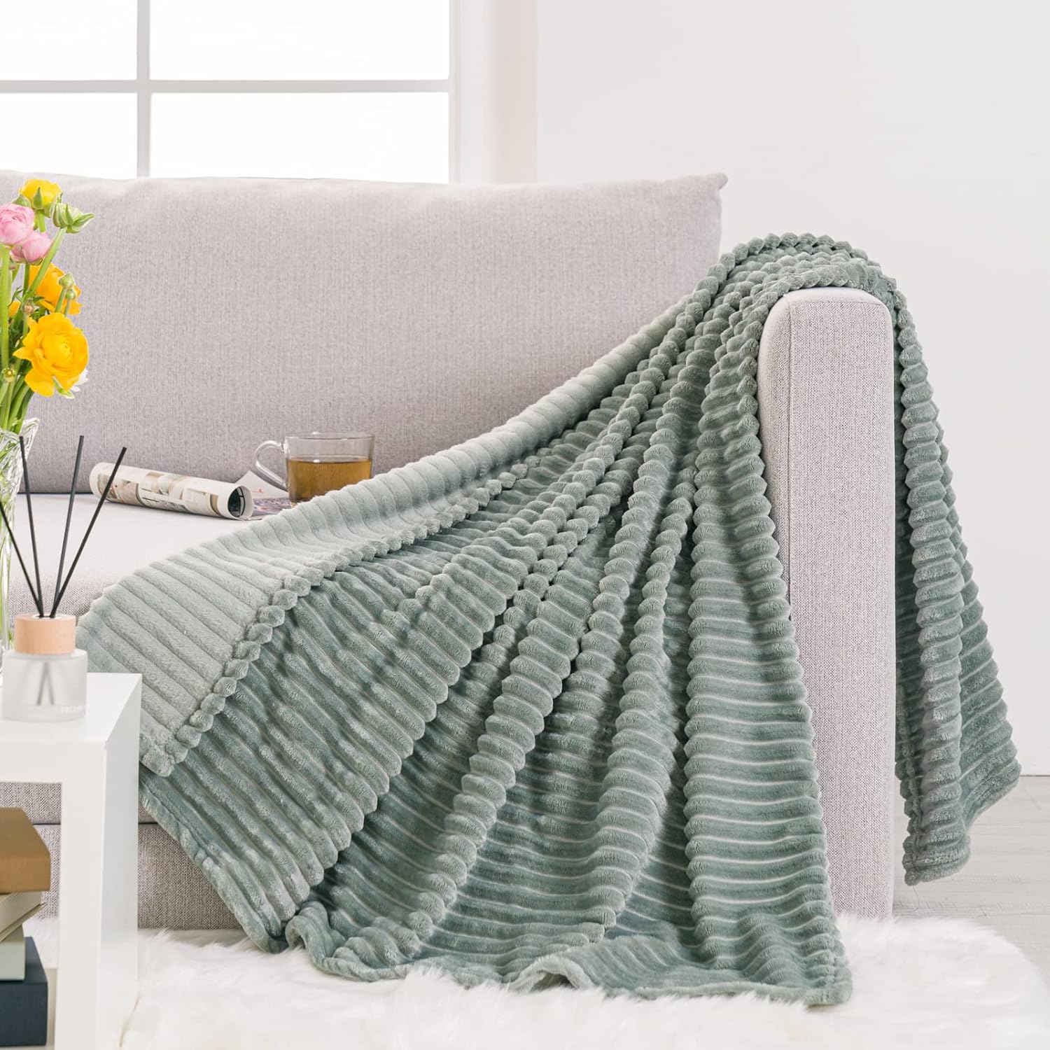 RECYCO Fleece Throw Blanket for Couch, Super Soft Cozy Fuzzy Decorative Blankets and Throws with Striped Pattern for Sofa, Lightweight Ribbed Plush Sage Green Throw Blanket for Bed 50x60