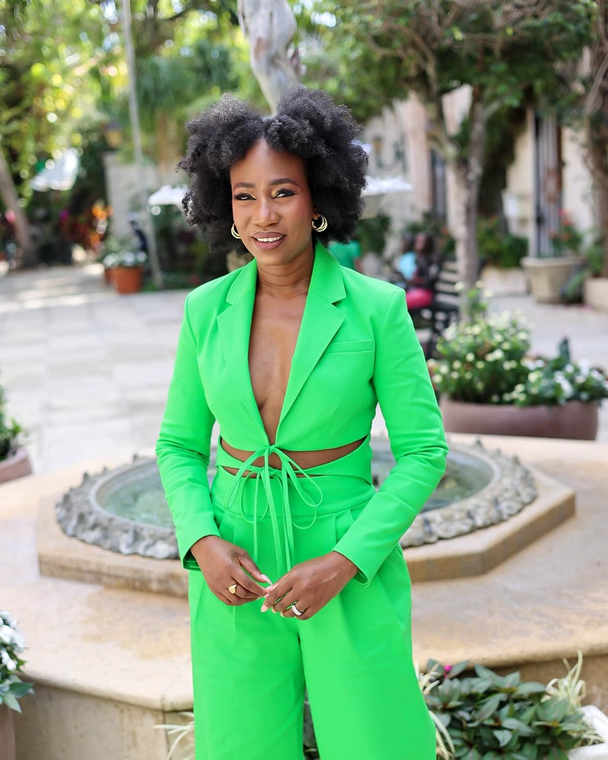 The Drop Women' Classic Green Cropped Blazer by @kass_stylz