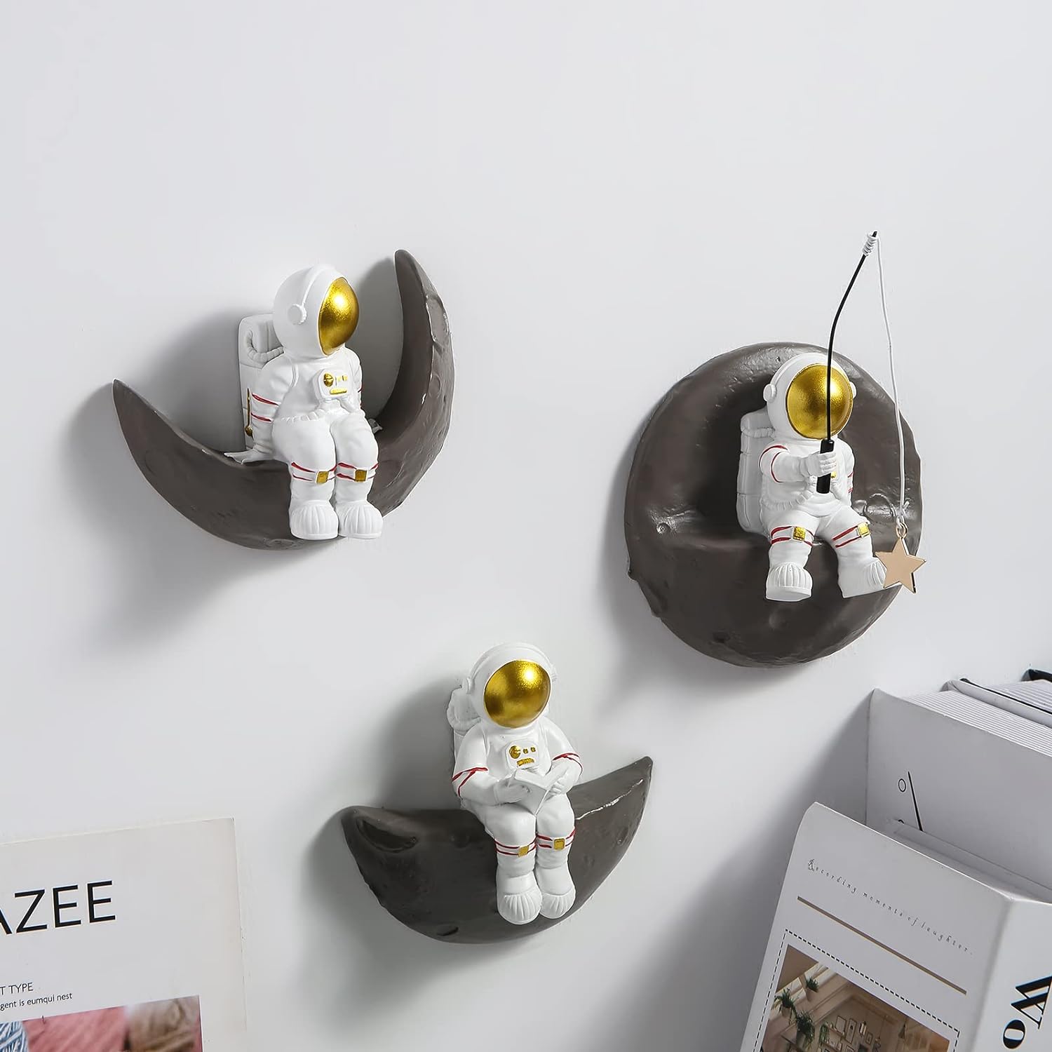 Lovely Astronaut Wall Sculptures Set of 3 for Home Decor, Outer Space Theme Decorations for Kids Room, 3D Wall Decor for TV Sofa Background Decoration Space Decor for Living Room Bedroom Playroom