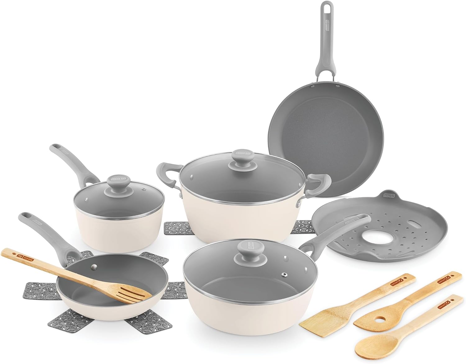 DASH Dream Green Ceramic Recycled Aluminum 15 Piece Cookware Set- Cream