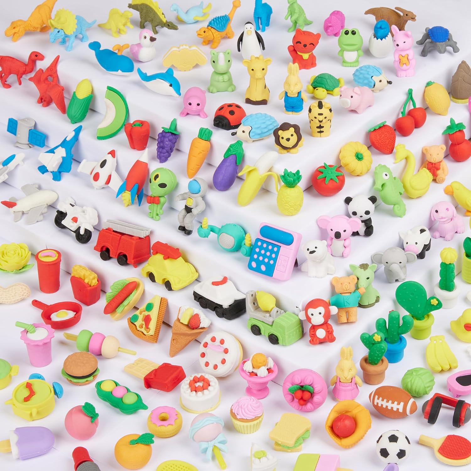 KIZCITY 130 Pack Animal Erasers for Kids , Desk Pets Classroom , Puzzle Mini Bulk , Cute Treasure Box Toys Prizes Kids Gifts Students , Party Favors