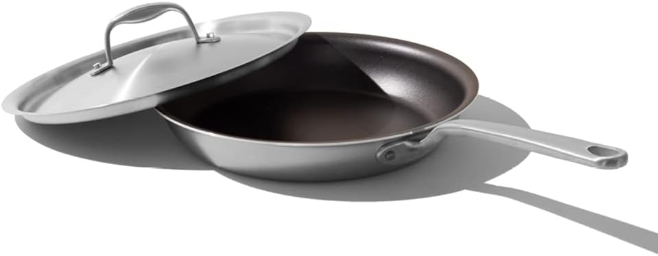 Made In Cookware - 10 Non Stick Frying Pan With Lid - 5 Ply Stainless Clad Nonstick - Professional Cookware Italy - Induction Compatible - (Graphite)