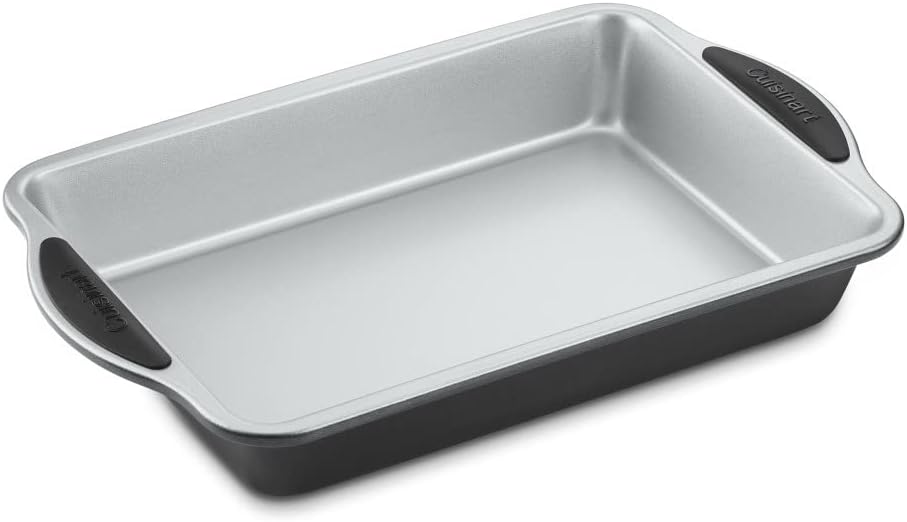 Cuisinart Easy Grip Bakeware 13-Inch by 9-Inch Cake Pan