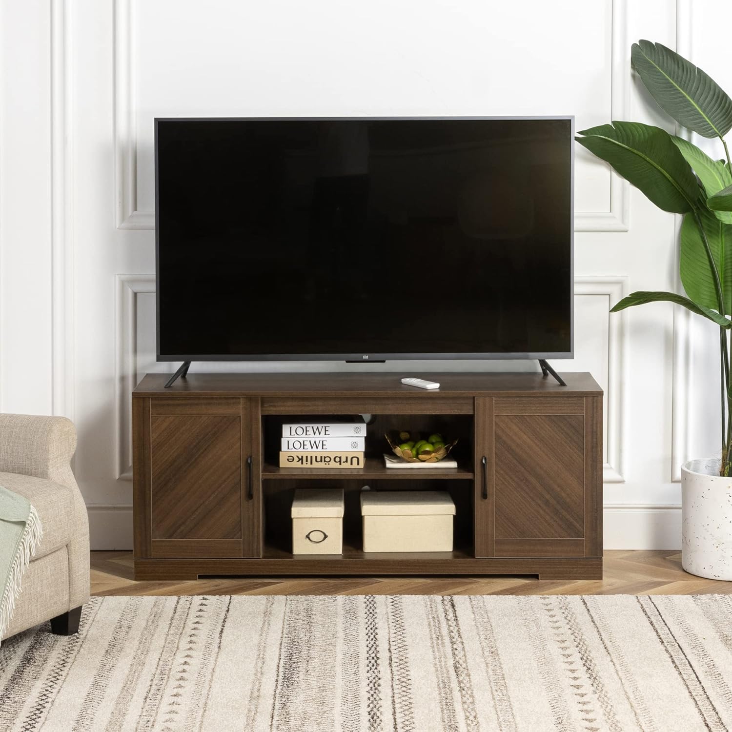 ZINUS Bennett TV Stand for TVs up to 65, Farmhouse Style Entertainment Center, TV Stand with Storage, Living Room or Bedroom Furniture, Brown