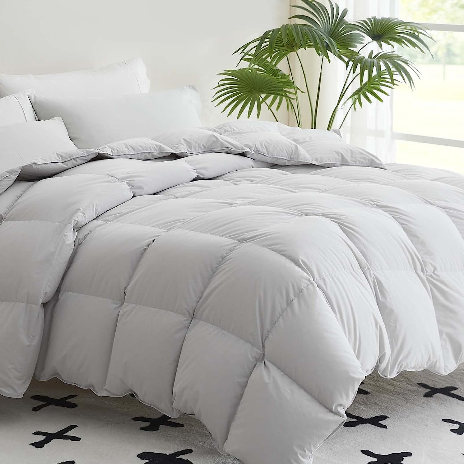 CYMULA Goose Feather Down Comforter Twin Size, Medium Warm Down Duvet Insert, Fluffy Bedding 42 Oz Down Filled with 8 Corner Tabs, Machine Washable Grey Solid Comforter for All Seasons (68X90)