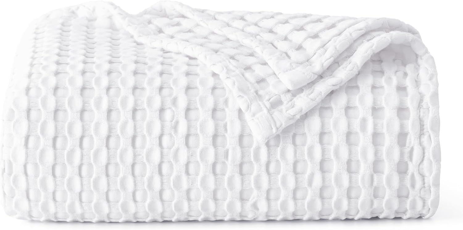 Bedsure Cooling Cotton Waffle Twin XL Blanket - Lightweight Breathable Blanket of Rayon Derived from Bamboo for Hot Sleepers, Luxury Throws for Bed, Couch and Sofa, White, 66x90 Inches