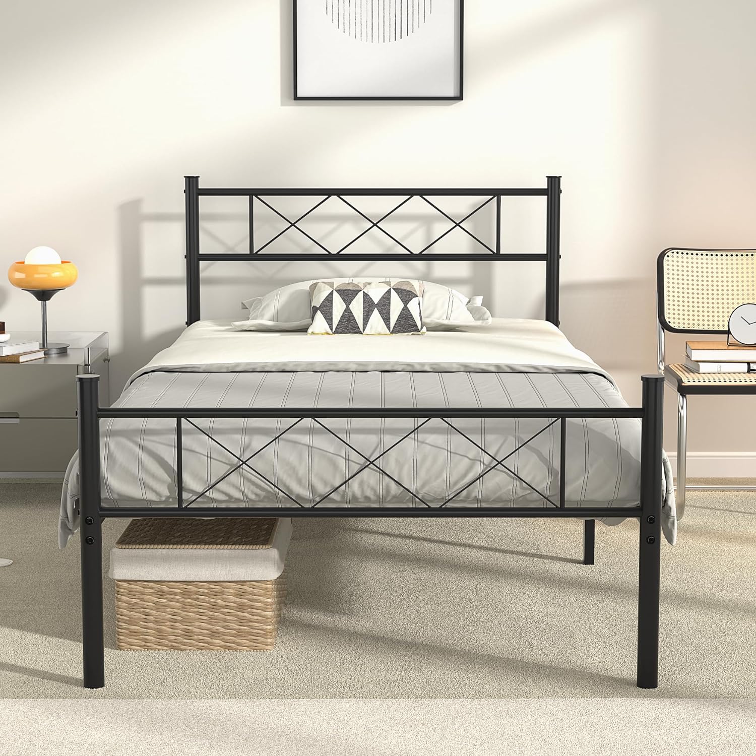 VECELO Twin Size Bed Frame with Headboard, Heavy-Duty Platform/Mattress Foundation with Metal Slats Support, No Box Spring Needed/Easy Assembly, Matte Black