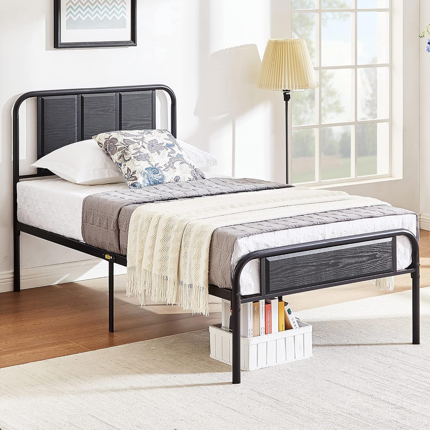 VECELO Twin Bed Frame Heavy Duty Metal Platform with Wooden Headboard Footboard Mattress Foundation 12 Strong Steel Slats Support Under Bed Storage/Easy Assemble