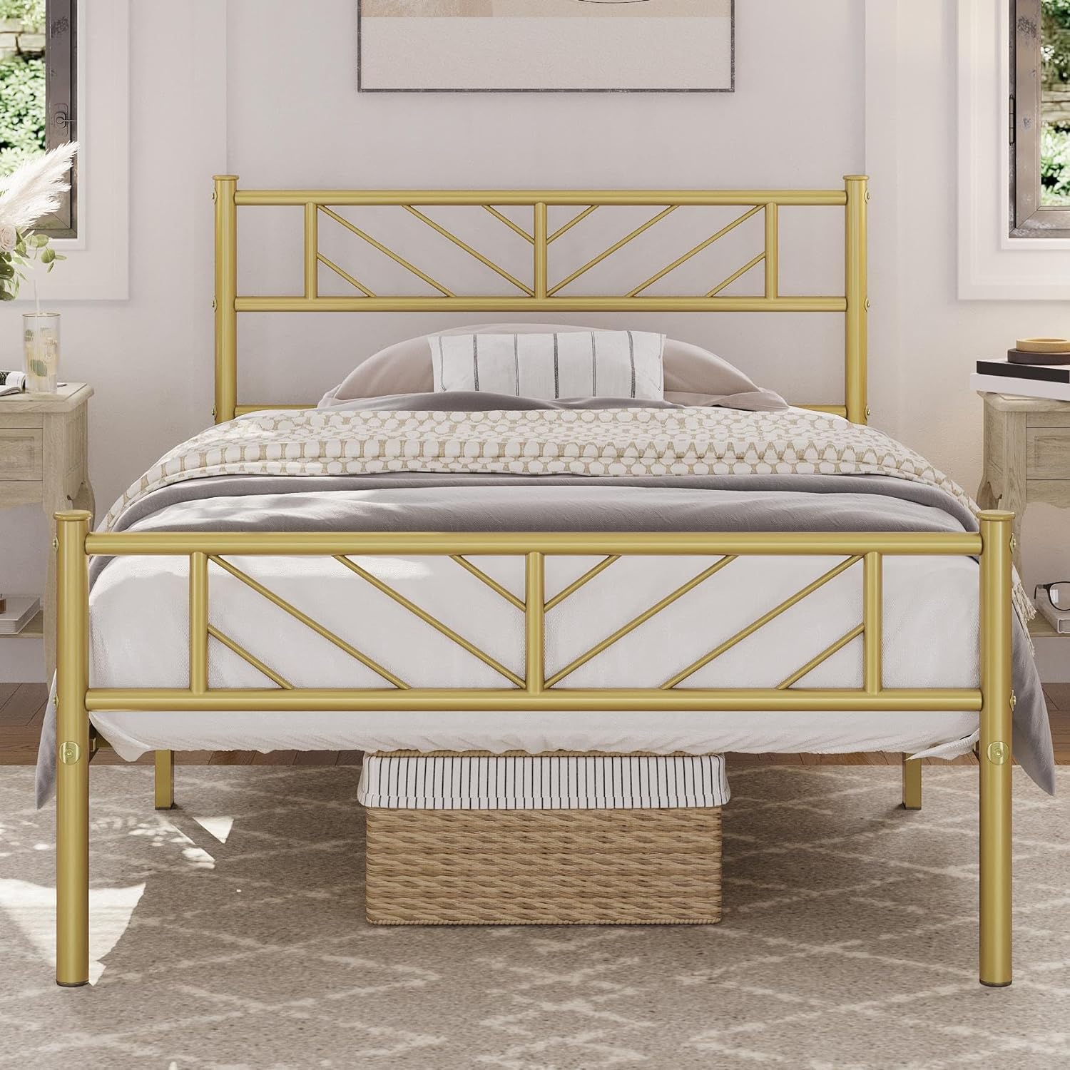 Yaheetech Twin Size Platform Bed Frame with Arrow Design Headboard,13 Inches Metal Mattress Foundation for Storage,No Box Spring Needed,Easy Assembly,Modern,Antique Gold