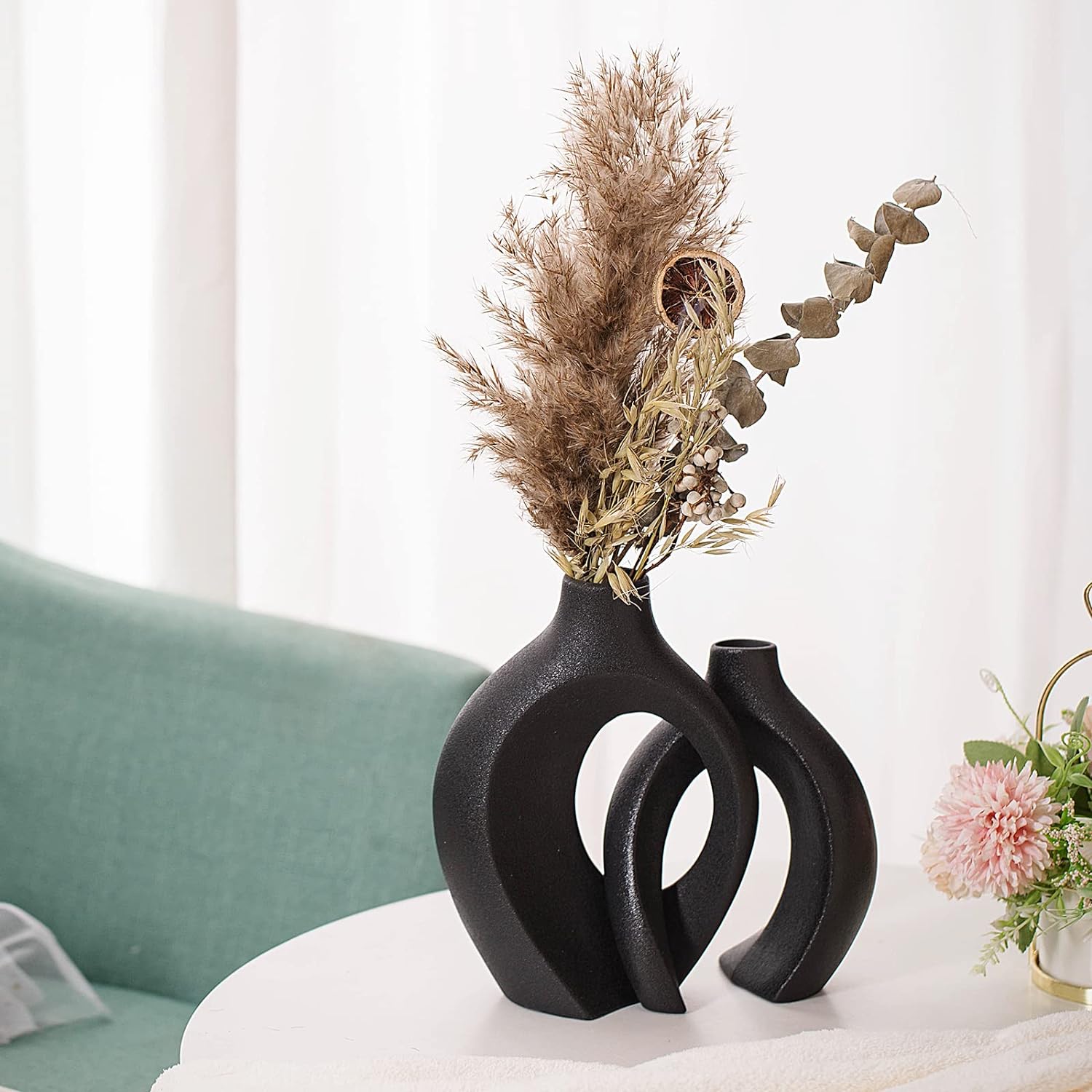 Black Vases Home Decor Set of 2, Ceramic Black Small Flower Vase, Minimalist Boho Decorative Modern Donut Vase for Farmhouse Living Dining Room Office Entryway Bookshelf Coffee Table Dcor