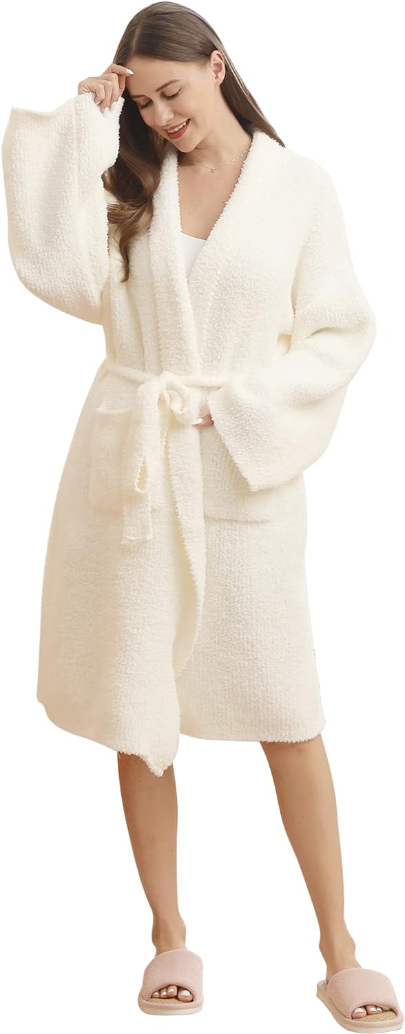 Hooded Robe Cozy Chic In The Wild Robe Lightweight Soft Plush Bathrobe with Pockets for Women