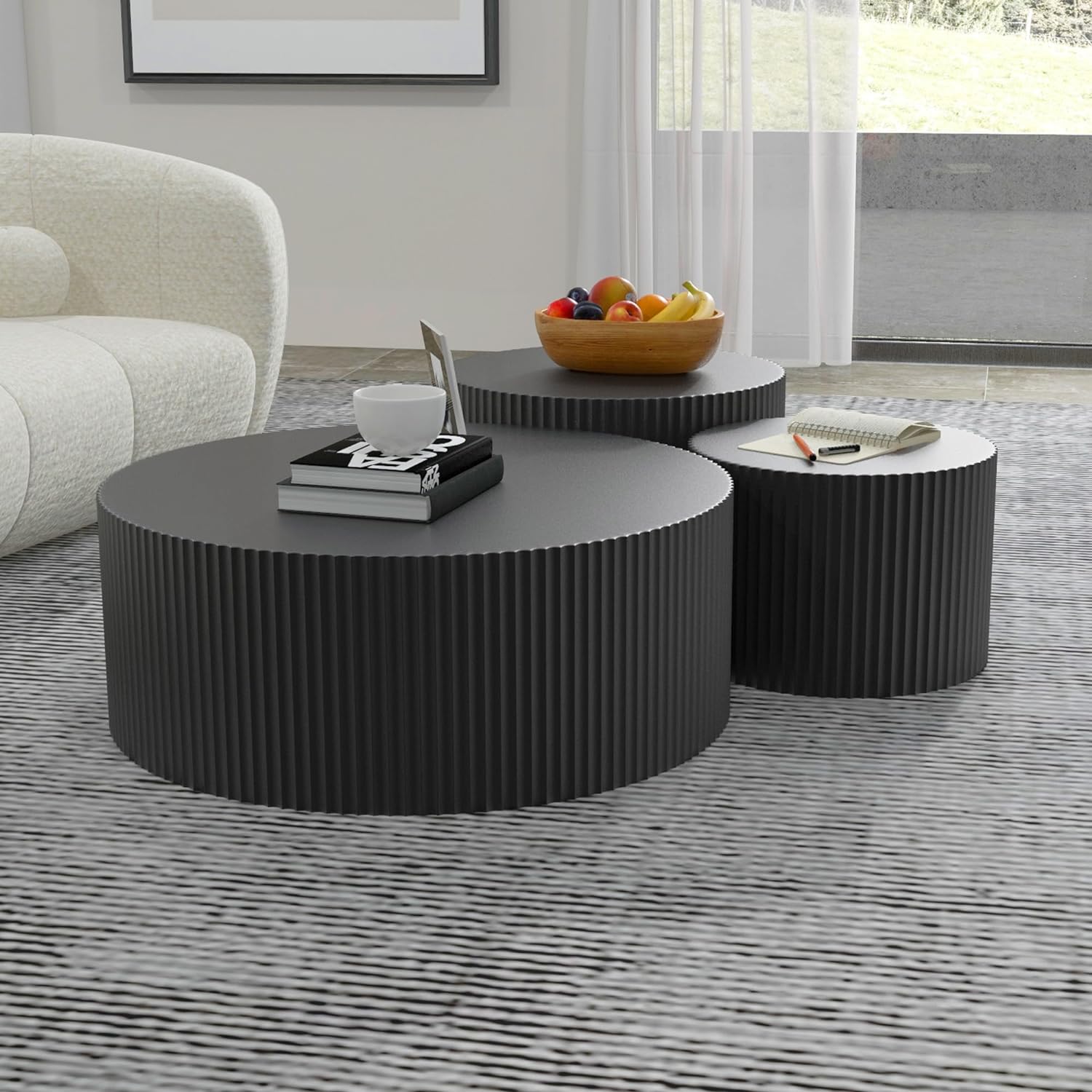 WILLIAMSPACE Black Round Coffee Table Set of 3, Modern Circle Wood Coffee Table Set, 3 Peice Nesting Coffee Accent Side Table End Table for Home Office, No Assembly (3 PCS, Black)