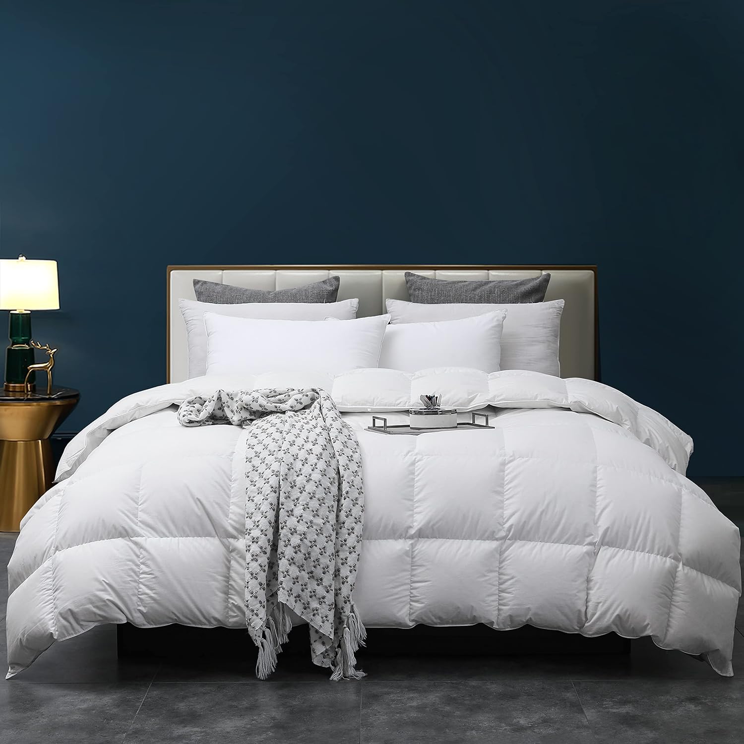 Three Geese All Season Down Comforter,Bedding Comforter Duvet Insert Medium Warmth with 32oz Fill Weight,100% Skin-Friendly Cotton,Queen 90x90 inches,750 Fill Power Fluffy with Corner Tabs.