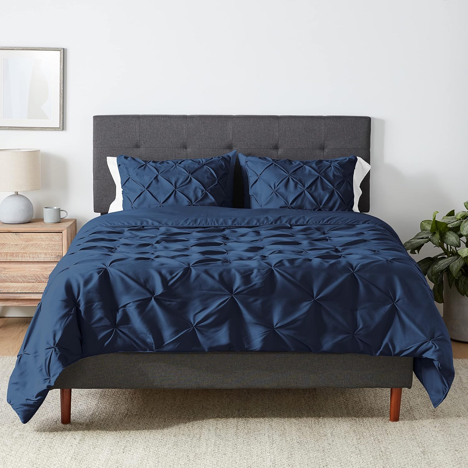 Amazon Basics All-Season Down-Alternative Comforter 3-Piece Bedding Set, Pinch Pleat, Queen, Pinched Pleat With Piped Edges, Navy Blue