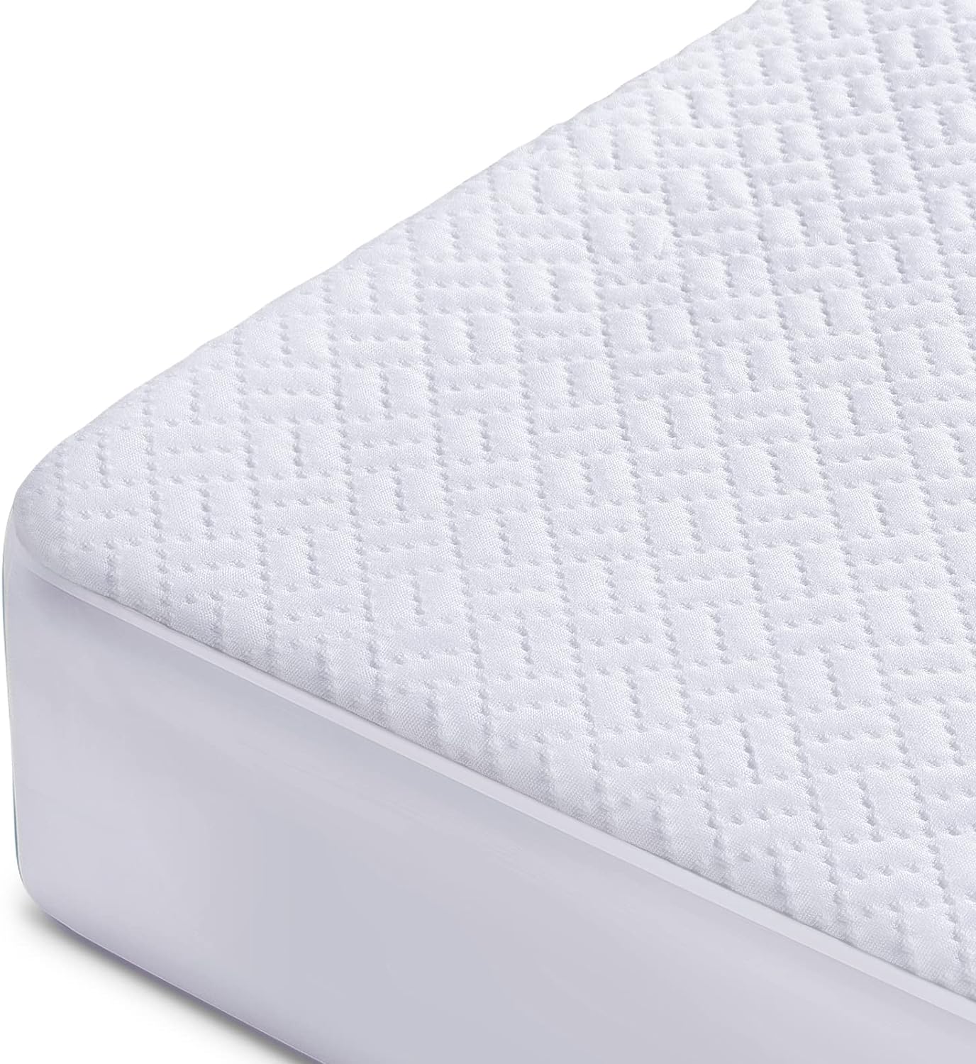 This mattress pad fits perfectly and is good and tight. Does not crinkle with the moisture protection layer. Nice color. Comfortable. I love it!!!