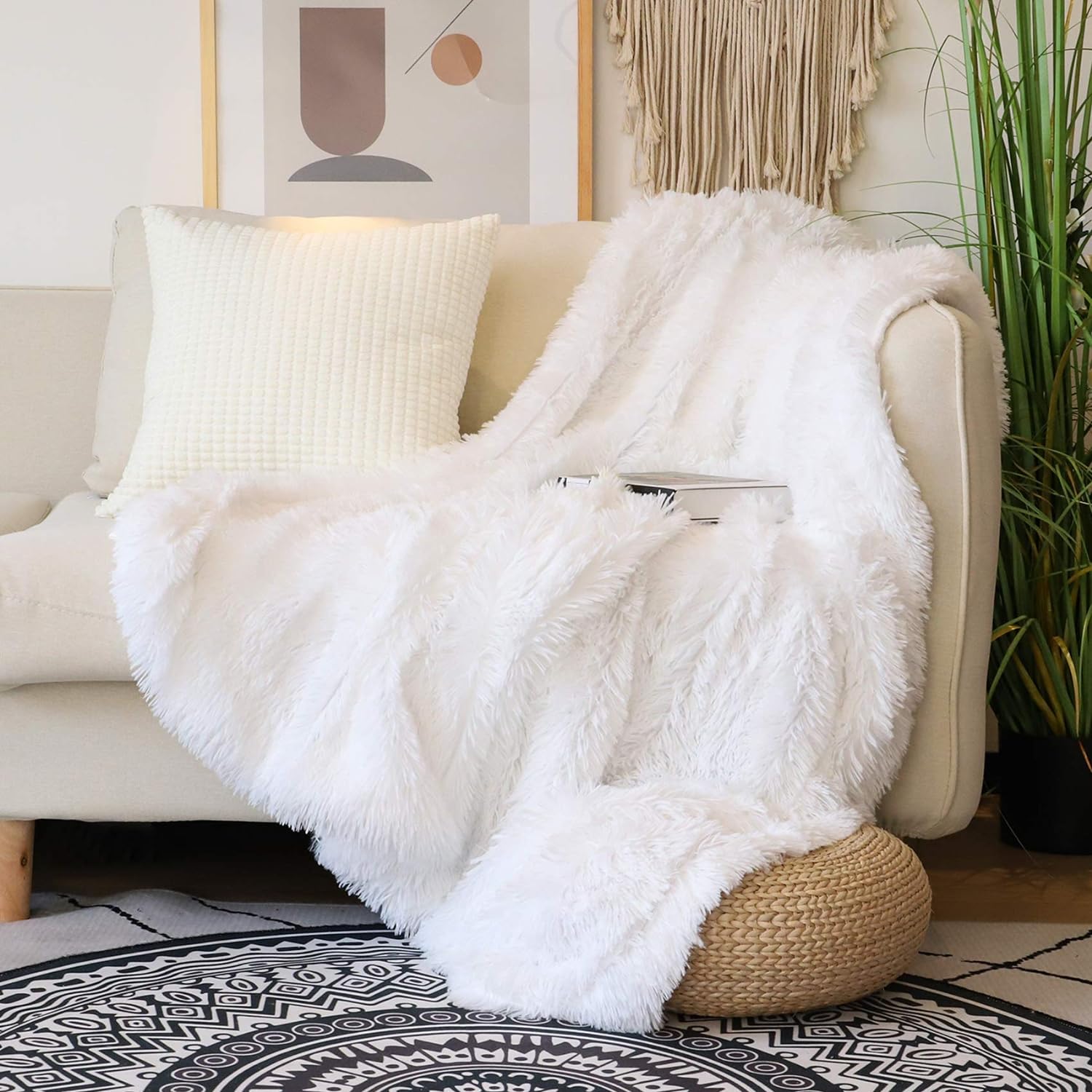 Tuddrom Decorative Extra Soft Faux Fur Throw Blanket 50 x 60,Solid Reversible Fuzzy Long Hair Shaggy Blanket,Fluffy Cozy Plush Fleece Comfy Microfiber Fur Blanket for Couch Sofa Bed,Pure White